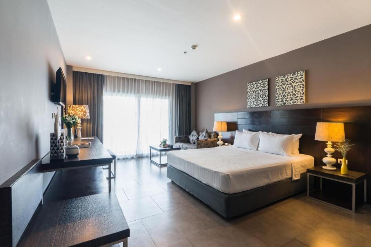 Sea Me Spring Hotel Pattaya Extérieur photo