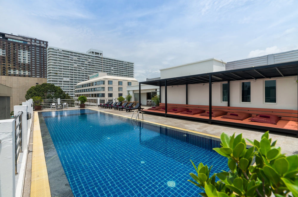 Sea Me Spring Hotel Pattaya Extérieur photo