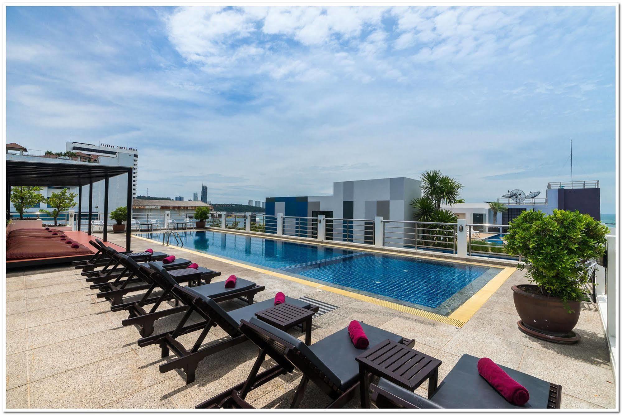 Sea Me Spring Hotel Pattaya Extérieur photo